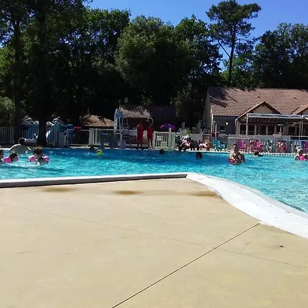 Mobil 6 Places St Brevin Les Pins 44 Kamp alanı *