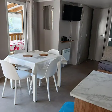Mobil 3 A St Brevin Les Pins 44 Camping *