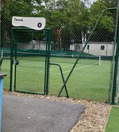 Parque de Campismo Mobil 6 Places St Brevin Les Pins 44 *