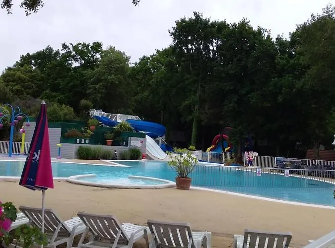 营地 Mobil 6 Places St Brevin Les Pins 44 圣布里文莱丝皮恩