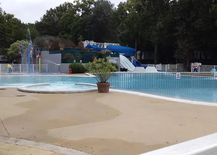 Mobil 6 Places St Brevin Les Pins 44 营地