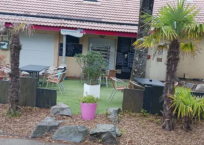 Mobil 6 Places St Brevin Les Pins 44 圣布里文莱丝皮恩